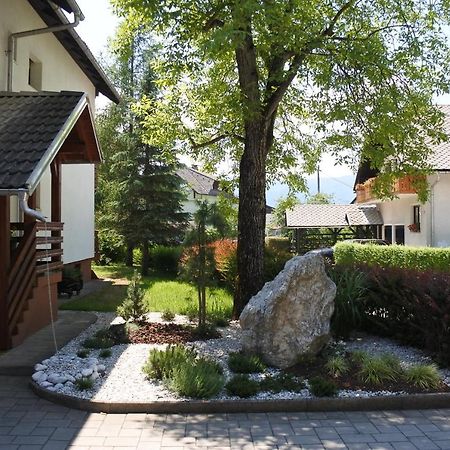 Apartma Vrh Lesce  Luaran gambar