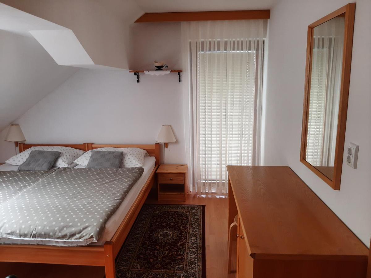 Apartma Vrh Lesce  Luaran gambar